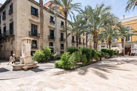 Magic Atico In The Heart Of The Old Town Apartment Alicante Ngoại thất bức ảnh