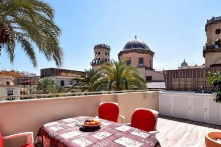 Magic Atico In The Heart Of The Old Town Apartment Alicante Ngoại thất bức ảnh